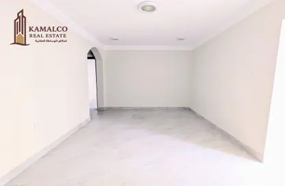 Apartment - 3 Bedrooms - 3 Bathrooms for rent in Muntazah 7 - Al Muntazah - Doha