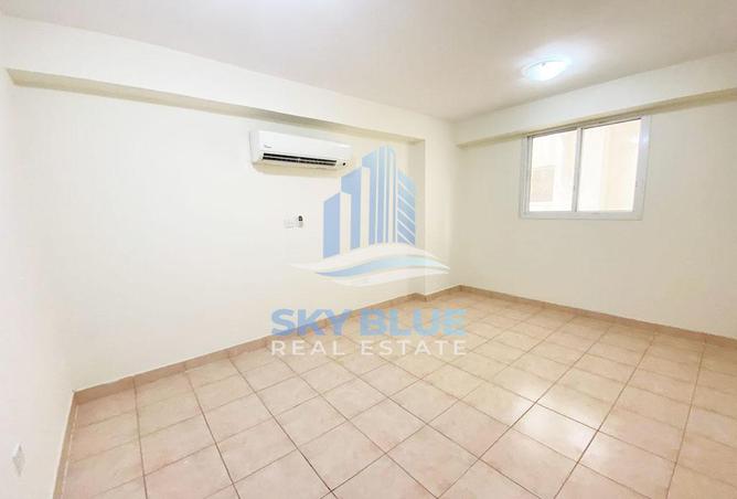 706135 - Property Image 2