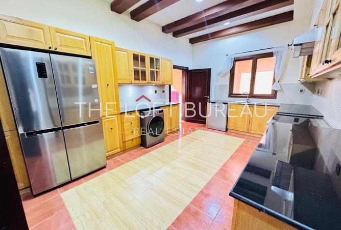 926110 - Property Image 3