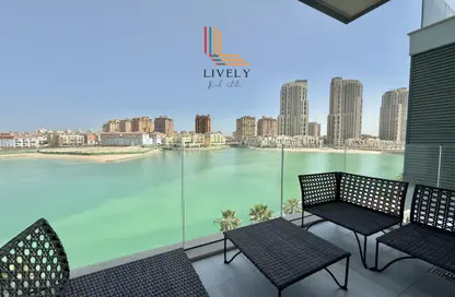 Apartment - 1 Bedroom - 2 Bathrooms for rent in Gewan Island - The Pearl Island - Doha