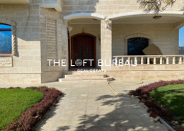 Lovely stands alone fully furnished villa w/garden