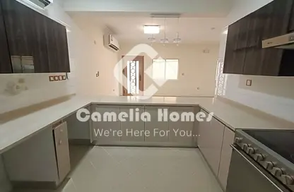 Compound - 4 Bedrooms - 4 Bathrooms for rent in New Salata - Salata - Doha
