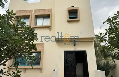 Villa - 3 Bedrooms - 4 Bathrooms for rent in Mamoura 18 - Al Maamoura - Doha