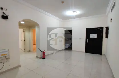 Apartment - 2 Bedrooms - 1 Bathroom for rent in Al Mansoura - Al Mansoura - Doha
