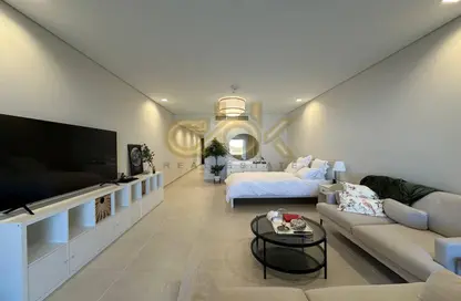 Apartment - Studio - 1 Bathroom for rent in Viva West - Viva Bahriyah - The Pearl Island - Doha