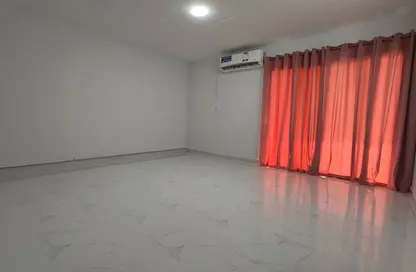 Apartment - Studio - 1 Bathroom for rent in Al Nasr Street - Al Nasr - Doha