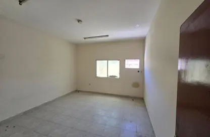 Labor Camp - Studio - 7+ Bathrooms for rent in Industrial Area 5 - Industrial Area - Industrial Area - Doha