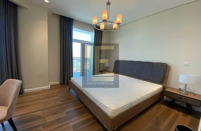 Apartment - 2 Bedrooms - 4 Bathrooms for sale in Floresta Gardens - Floresta Gardens - The Pearl Island - Doha