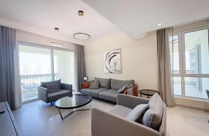 Apartment - 2 Bedrooms - 3 Bathrooms for rent in Viva West - Viva Bahriyah - The Pearl Island - Doha
