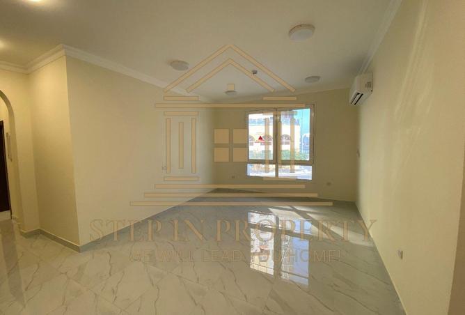 998769 - Property Main Image