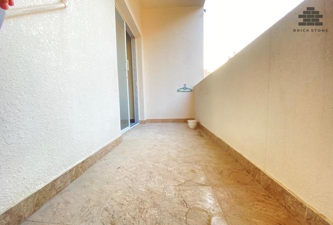 903362 - Property Image 3