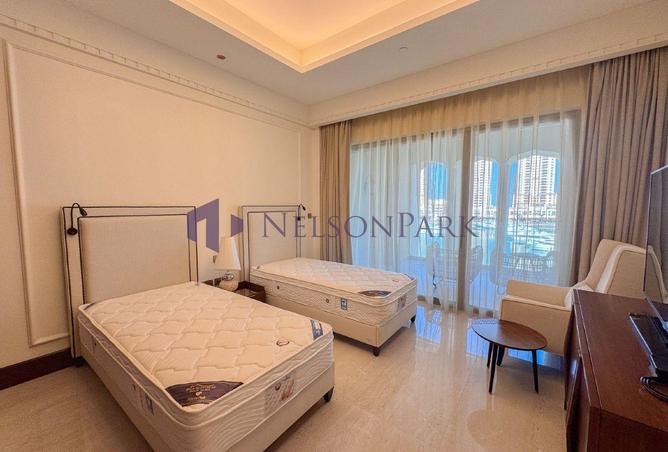 944715 - Property Image 3