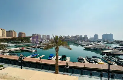 شقة - 2 غرف نوم - 3 حمامات للايجار في منازل تاون هاوس - بورتو أرابيا - جزيرة اللؤلؤة - الدوحة