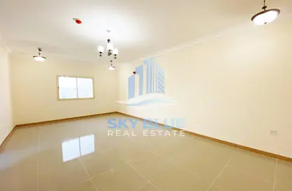 Apartment - 3 Bedrooms - 3 Bathrooms for rent in Al Mansoura - Al Mansoura - Doha