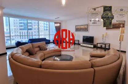 Apartment - 3 Bedrooms - 5 Bathrooms for rent in West Bay Tower - West Bay - West Bay - Doha