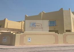 صورةمبنى خارجي لـ: فيلا - 6 غرف نوم - 6 حمامات للبيع في شارع الوعب - الوعب - الدوحة, صورة 1