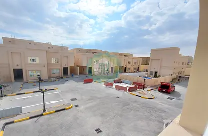 Villa - 6 Bedrooms - 6 Bathrooms for rent in Al Kheesa - Al Kheesa - Umm Salal Mohammed
