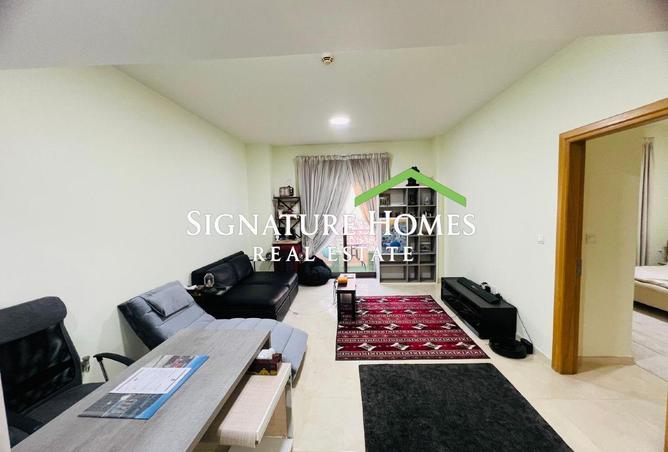 925902 - Property Image 2