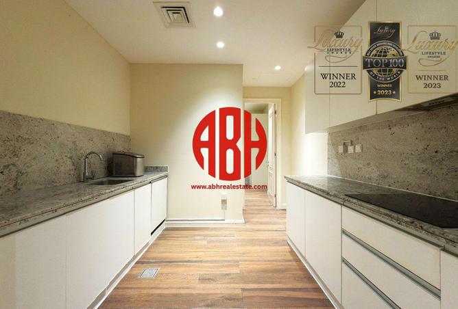 1002418 - Property Image 3