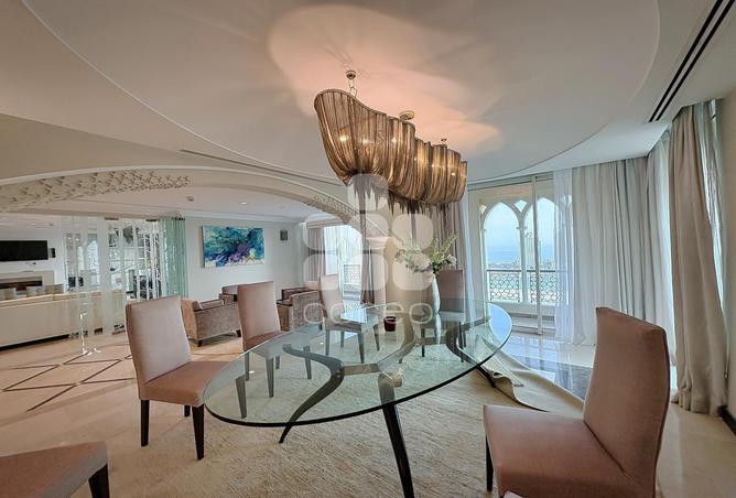 925831 - Property Image 3