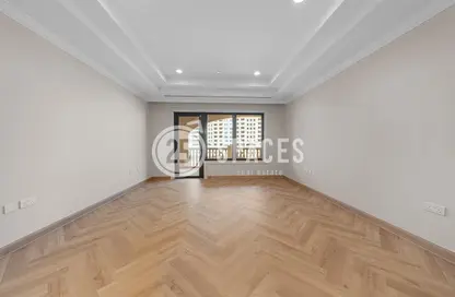 Apartment - 1 Bedroom - 2 Bathrooms for rent in West Porto Drive - Porto Arabia - The Pearl Island - Doha