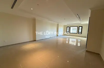 Apartment - 1 Bedroom - 2 Bathrooms for rent in East Porto Drive - Porto Arabia - The Pearl Island - Doha