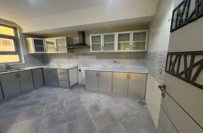 Apartment - 2 Bedrooms - 3 Bathrooms for rent in Al Nasr Street - Al Nasr - Doha
