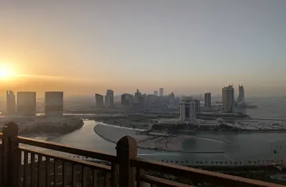 شقة - 2 غرف نوم - 3 حمامات للايجار في ابراج باي - منطقة الأبراج - جزيرة اللؤلؤة - الدوحة