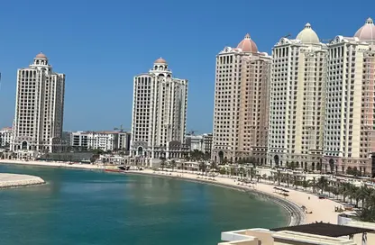 شقة - 3 غرف نوم - 4 حمامات للايجار في فيفا غرب - فيفا بحرية - جزيرة اللؤلؤة - الدوحة