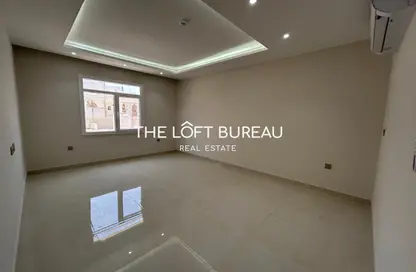 Apartment - 2 Bedrooms - 2 Bathrooms for rent in Madinat Khalifa South - Madinat Khalifa - Doha