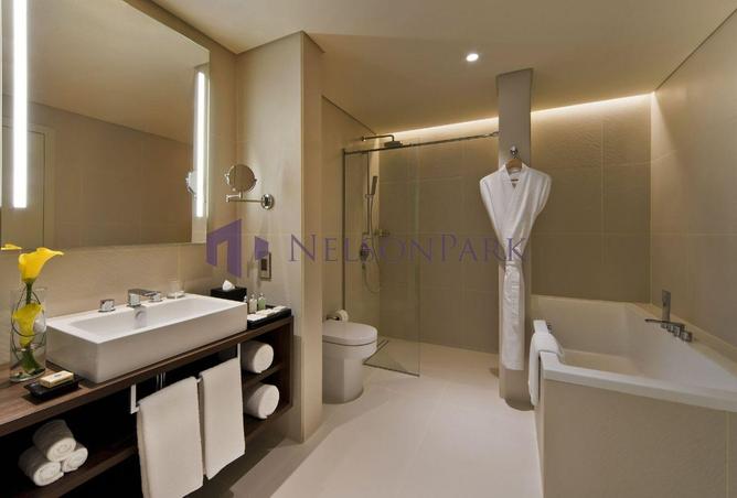954802 - Property Image 2