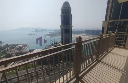 Apartment - 2 Bedrooms - 4 Bathrooms for rent in Abraj Bay - Abraj Quartiers - The Pearl Island - Doha