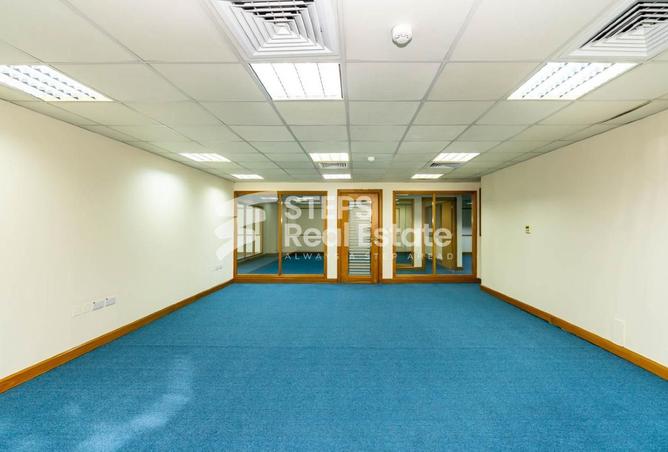 954083 - Property Image 2