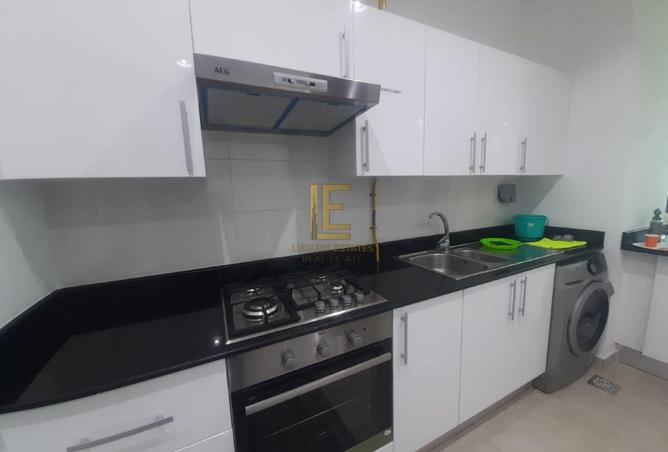 962507 - Property Image 3