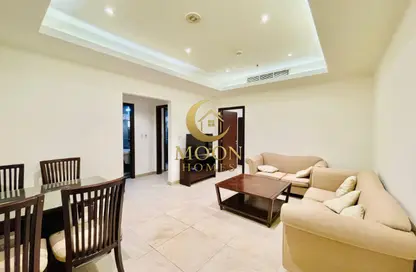 Apartment - 2 Bedrooms - 2 Bathrooms for rent in Umm Ghuwailina 4 - Umm Ghuwailina - Doha