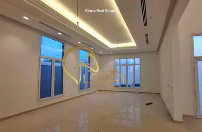 Villa - 7+ Bedrooms - 7+ Bathrooms for sale in Al Kheesa - Al Kheesa - Umm Salal Mohammed