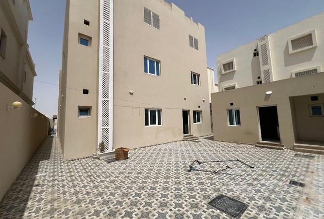 978347 - Property Image 3