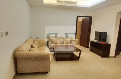 Apartment - 2 Bedrooms - 2 Bathrooms for rent in Umm Ghwailina Comm - Umm Ghuwalina - Umm Ghuwailina - Doha