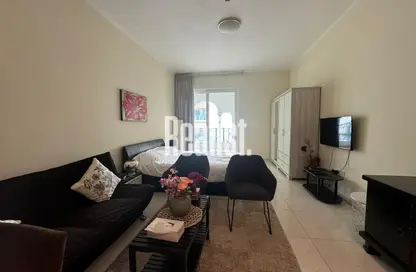 Apartment - Studio - 1 Bathroom for rent in Viva West - Viva Bahriyah - The Pearl Island - Doha
