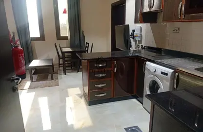 Apartment - 1 Bedroom - 2 Bathrooms for rent in Ibn Asakir Street - Najma - Doha