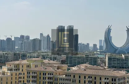 Apartment - 1 Bedroom - 3 Bathrooms for sale in West Porto Drive - Porto Arabia - The Pearl Island - Doha