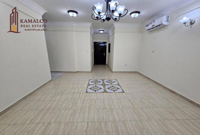 943006 - Property Image 2