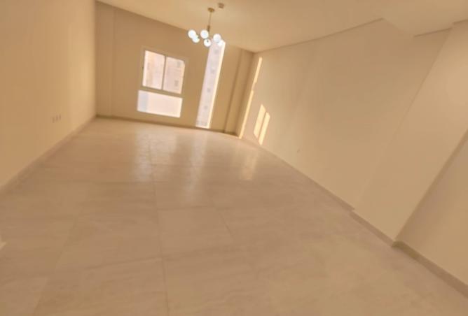 954014 - Property Main Image