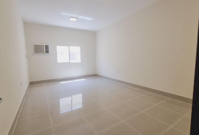 931737 - Property Image 3