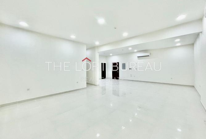 995678 - Property Image 3