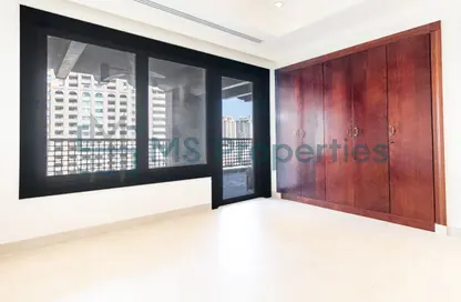 شقة - 2 غرف نوم - 3 حمامات للايجار في طريق بورتو الغربي - بورتو أرابيا - جزيرة اللؤلؤة - الدوحة شقة - 2 غرف نوم - 3 حمامات للايجار في طريق بورتو الغربي - بورتو أرابيا - جزيرة اللؤلؤة - الدوحة