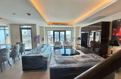 تاون هاوس - 3 غرف نوم - 5 حمامات للايجار في ابراج باي - منطقة الأبراج - جزيرة اللؤلؤة - الدوحة