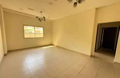 Apartment - 2 Bedrooms - 3 Bathrooms for rent in Al Sadd Road - Al Sadd - Doha