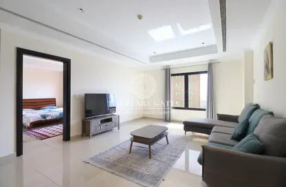 Apartment - 1 Bedroom - 2 Bathrooms for rent in East Porto Drive - Porto Arabia - The Pearl Island - Doha
