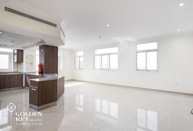 1003410 - Property Image 3